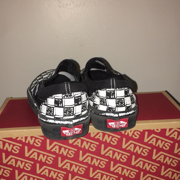 vans - Picture 2 of 6